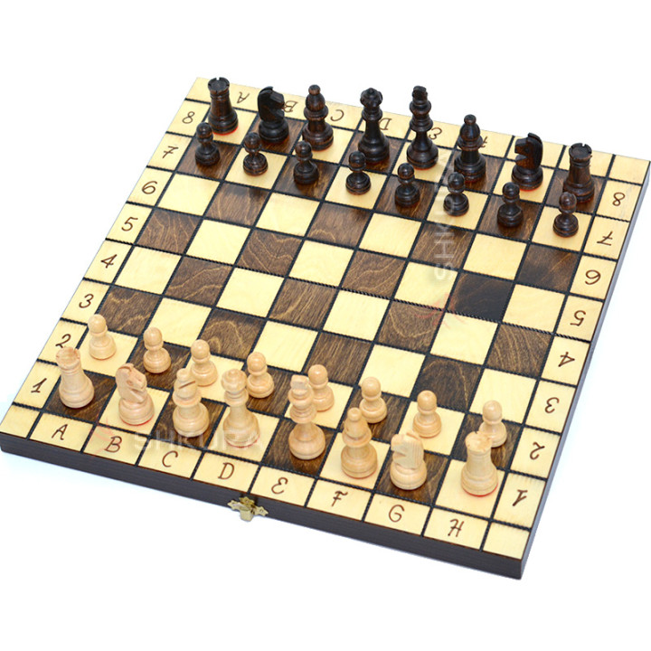 Шахматы "Medium Kings", 38x38 см, светлые