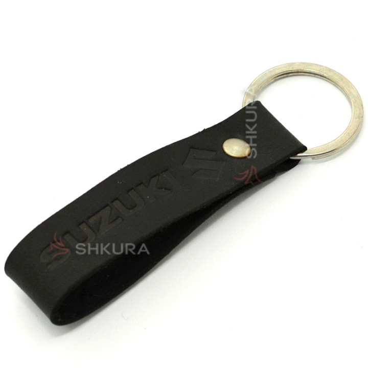 Шкіряний брелок для авто "Suzuki", чорний