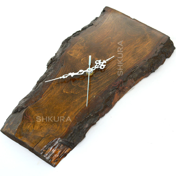 Часы из дерева К03