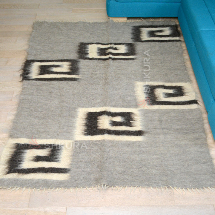Карпатский плед 2,2х1,85 м, 63