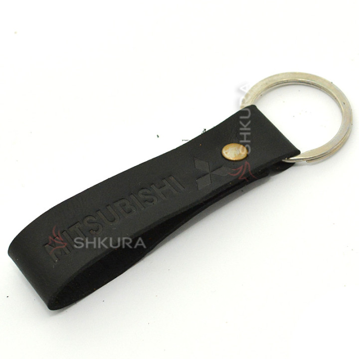 Кожаный брелок для авто “Mitsubishi”, черный