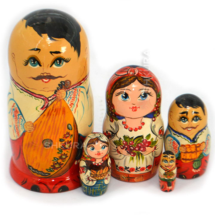Матрьошки "Українська сім'я" 03, 5 шт. 18 см