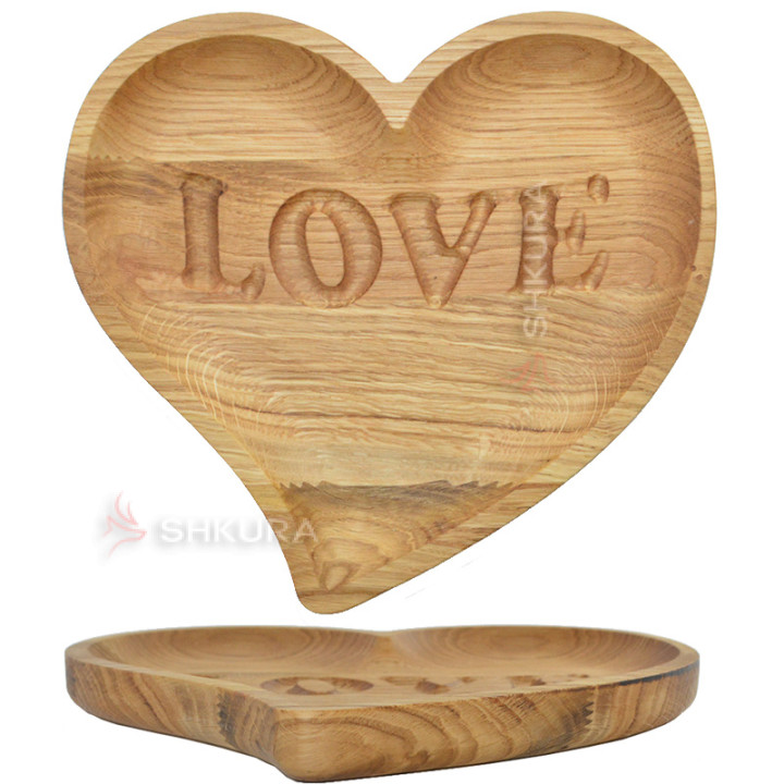 Дошка для подачі страв, 25х24 см. Love