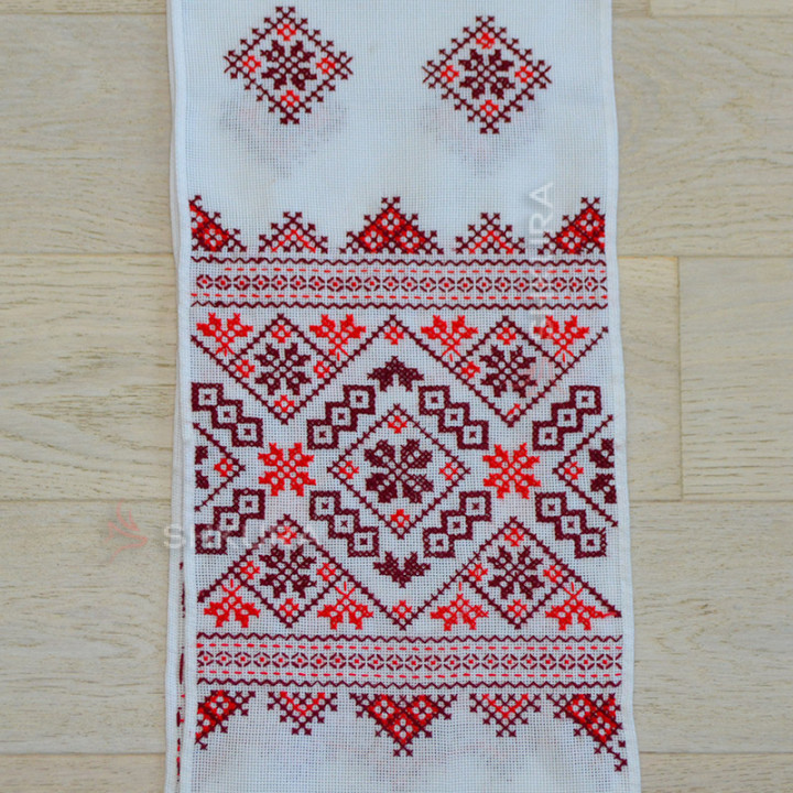 Вишитий рушник 1,3х0,24 м. 10