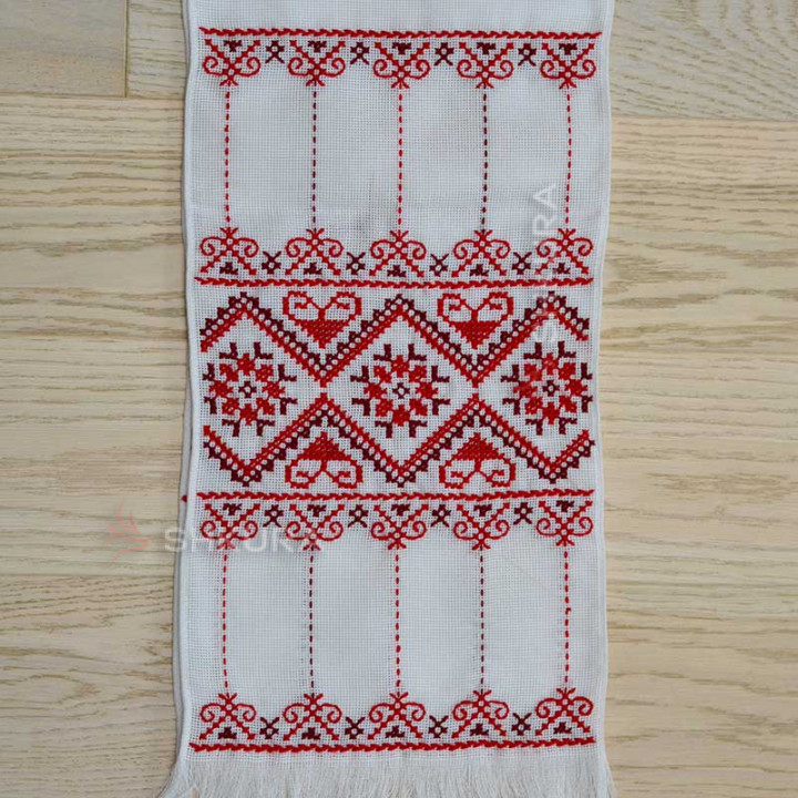 Вишитий рушник 1,3х0,24 м. 07