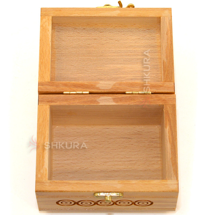 Шкатулка резная Х3, 13х10 см