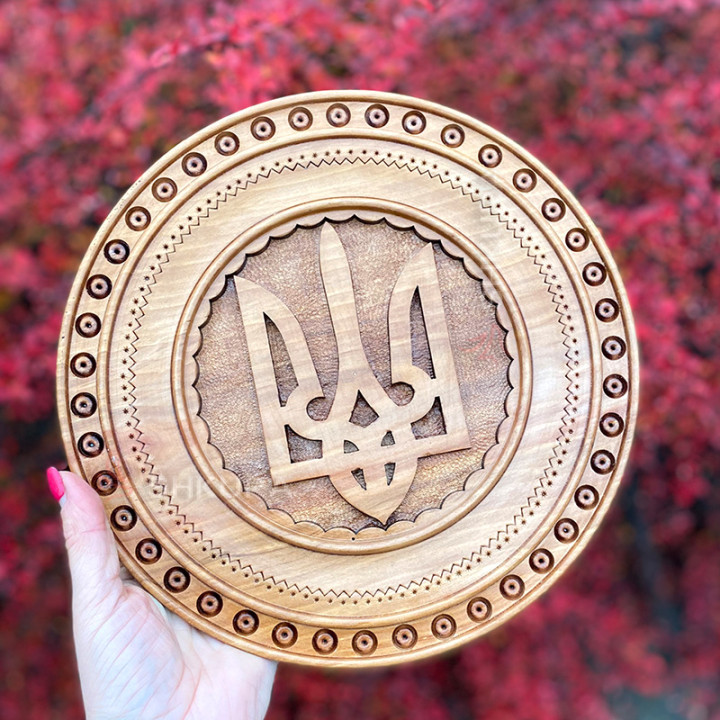 Декоративная тарелка с Гербом Украины, 21 см, светлая