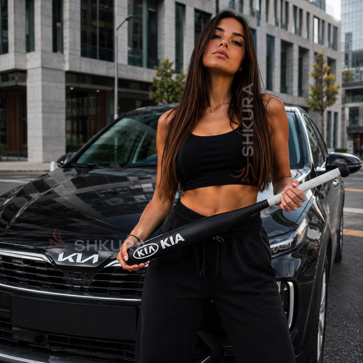 Бейсбольна біта "Kia"