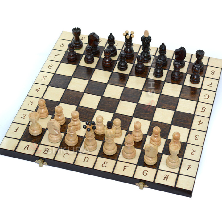 Шахматы "Royal 43", 43х43см, светлые