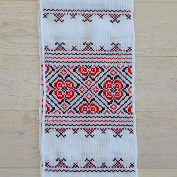 Вишитий рушник 1,3х0,24 м. 08