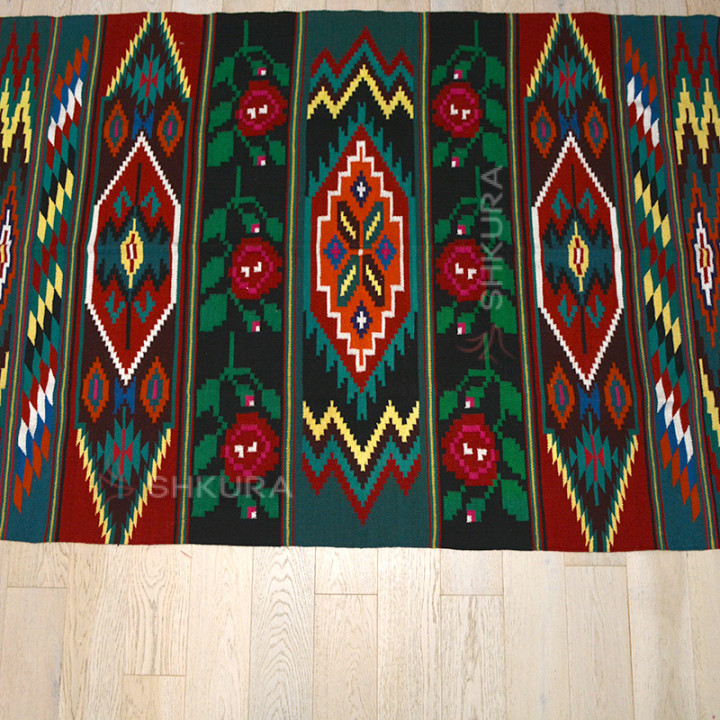 Шерстяной ковер 50