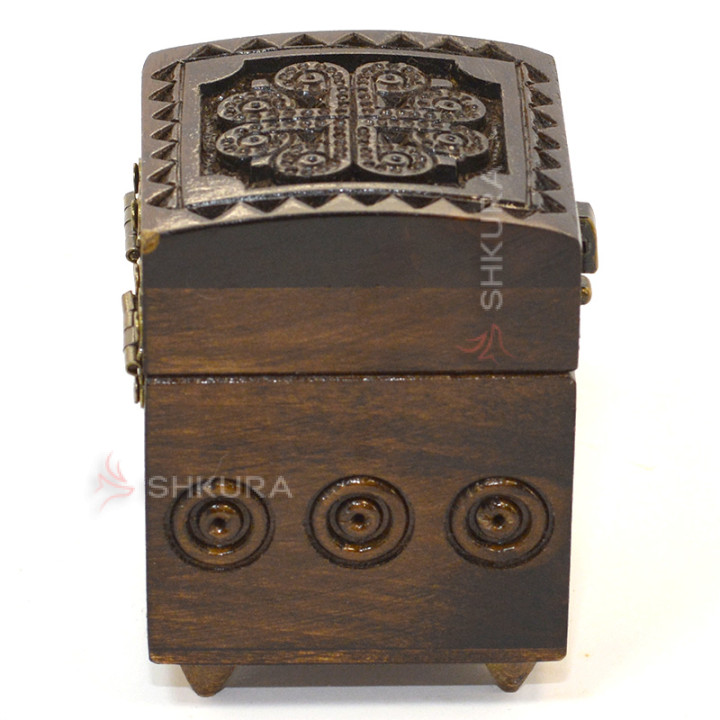 Шкатулка резная С12, 6х6 см